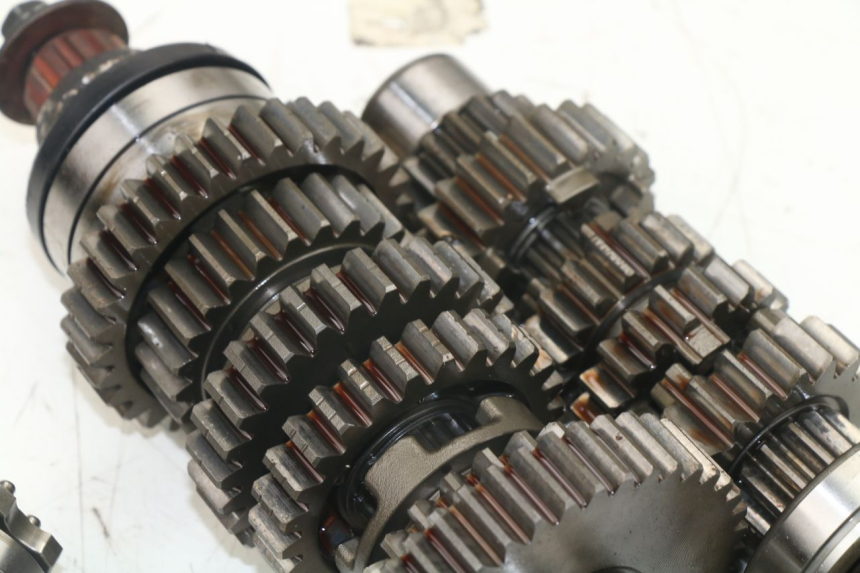 photo de CAJA CAMBIOS HONDA CBF N 600 (2004 - 2007) - Primer plano técnico