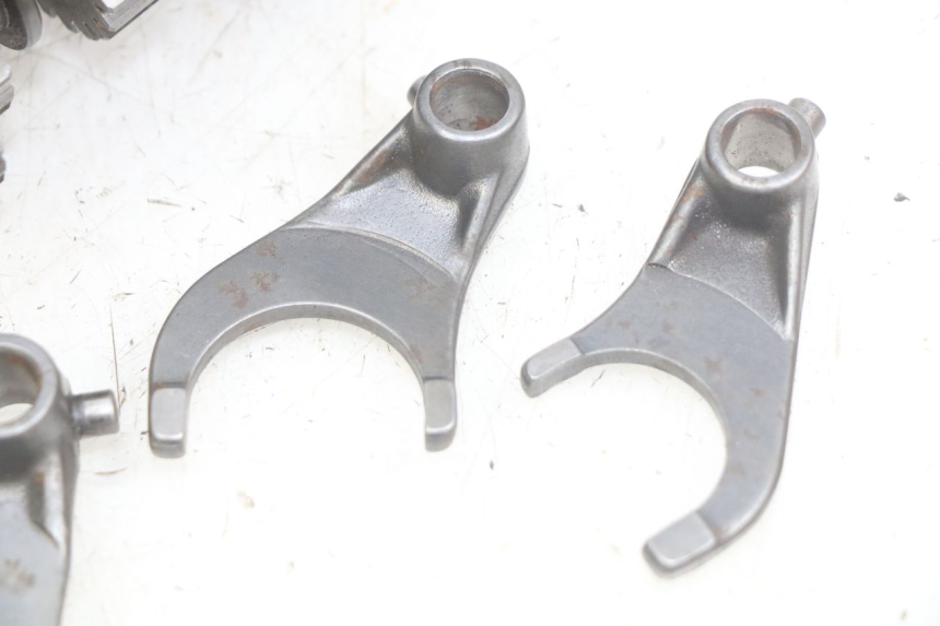 photo de CAJA DE CAMBIOS SYM HUSKY 125 (1999 - 2005) - Estado de la superficie y material