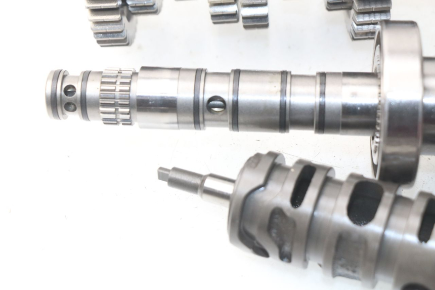 photo de CAJA CAMBIOS HONDA INTEGRA NC D 750 (2016 - 2018) - Detalles de los puntos de fijación