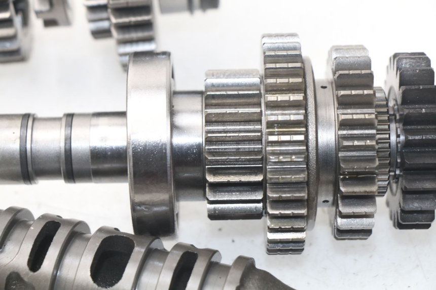 photo de CAJA CAMBIOS HONDA INTEGRA NC D 750 (2016 - 2018) - Estado de la superficie y material