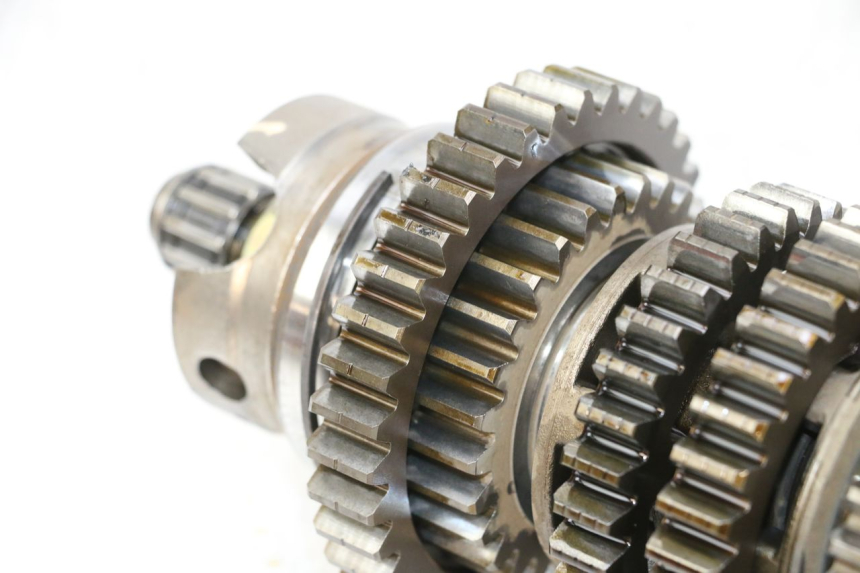 photo de CAJA CAMBIOS KAWASAKI GTR 1000 (1994 - 2004) - Zoom estado de uso