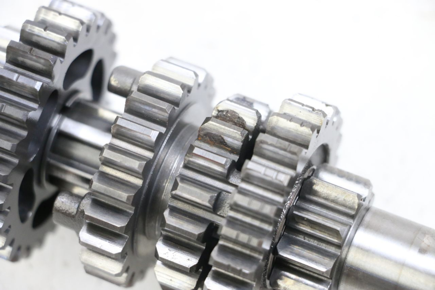 photo de CAJA CAMBIOS KAWASAKI KDX 125 (1990 - 1991) - Detalle de la pieza