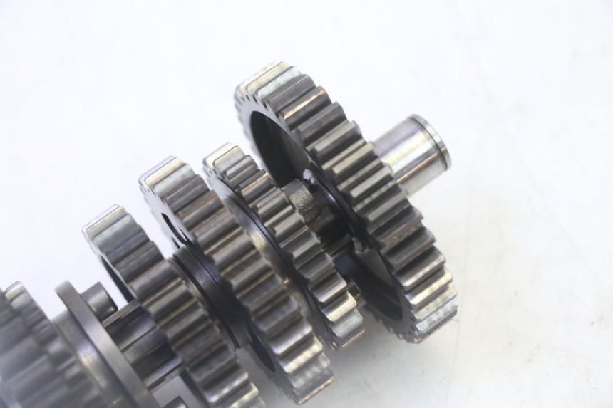 photo de CAJA CAMBIOS KAWASAKI KX 65 (2000 - 2019) - Zoom sobre los componentes