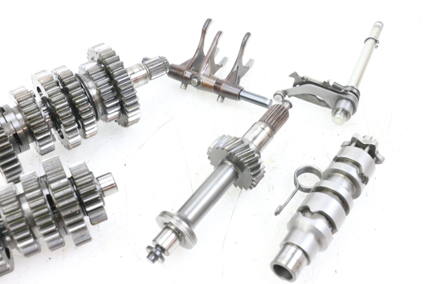 photo de CAJA CAMBIOS MOTO GUZZI NORGE 8V GT 1200 (2011 - 2016) - Inspección visual detallada