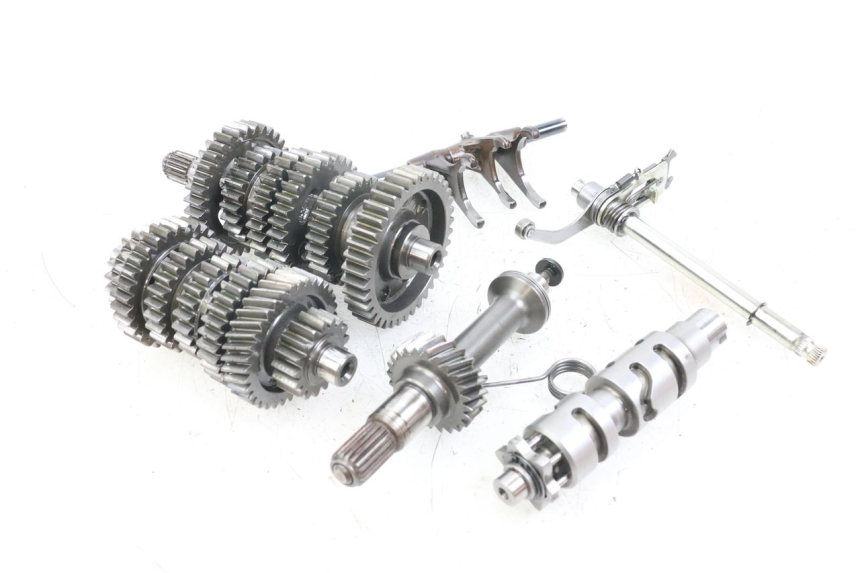 photo de CAJA CAMBIOS MOTO GUZZI NORGE 8V GT 1200 (2011 - 2016) - Zoom estado de uso