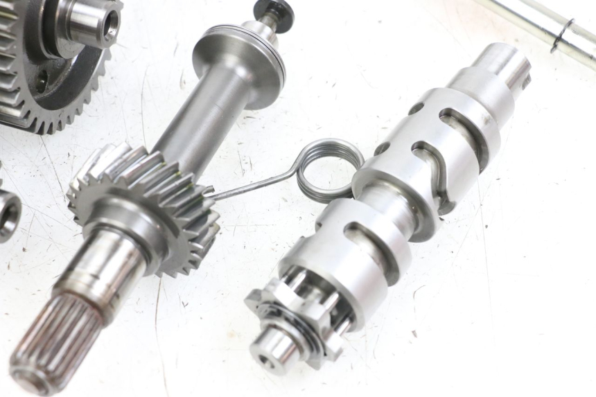 photo de CAJA CAMBIOS MOTO GUZZI NORGE 8V GT 1200 (2011 - 2016) - Detalles de los puntos de fijación