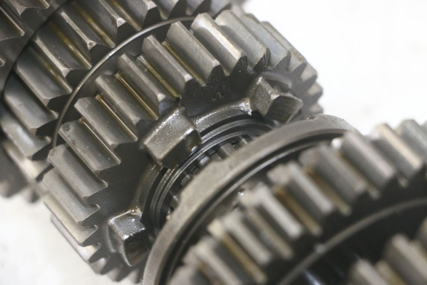 photo de CAJA CAMBIOS HONDA NTV DEAUVILLE ABS 700 (2007 - 2016) - Características distintivas