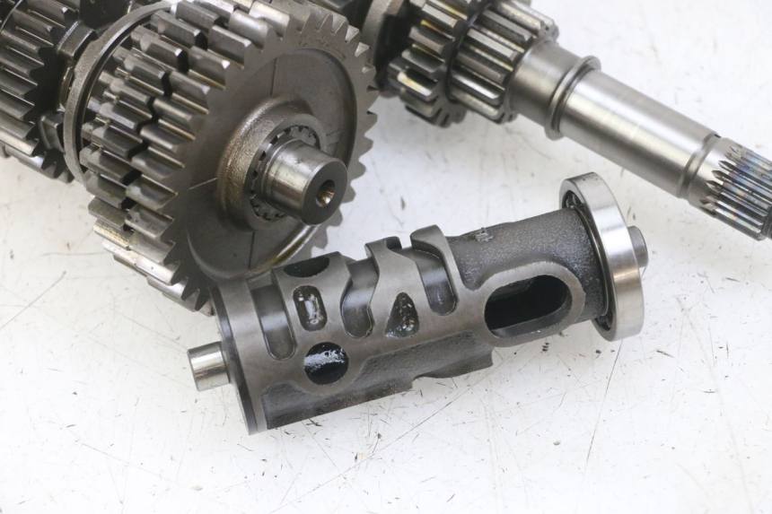 photo de CAJA CAMBIOS HONDA NTV DEAUVILLE ABS 700 (2007 - 2016) - Ángulo de visión alternativo