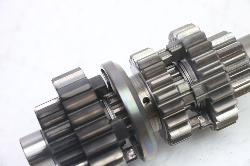 photo de CAJA CAMBIOS HONDA NTV DEAUVILLE 650 (2001 - 2006) - Enfoque en la estructura