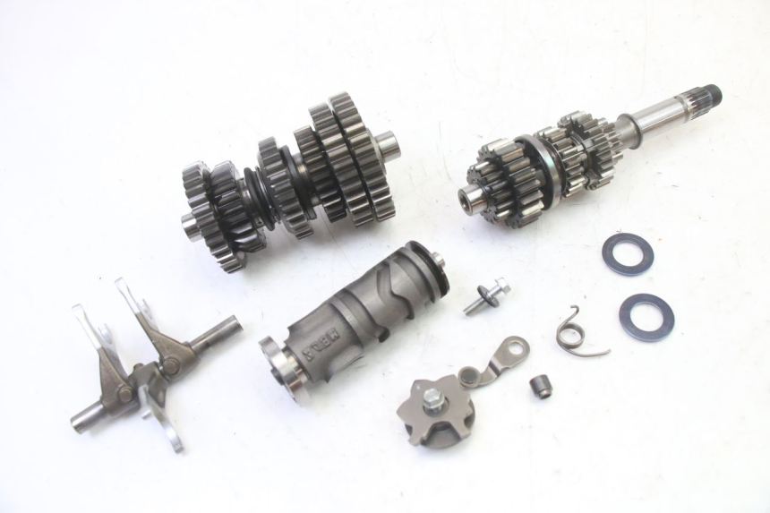 photo de CAJA CAMBIOS HONDA NTV DEAUVILLE 650 (2001 - 2006) - Estado de la superficie y material