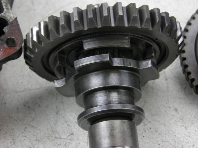 photo de CAJA CAMBIOS PIAGGIO VESPA PK 80 (1983 - 1996) - Primer plano técnico