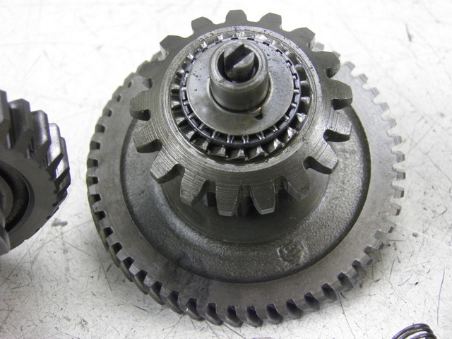 photo de CAJA CAMBIOS PIAGGIO VESPA PK 80 (1983 - 1996) - Detalles de los puntos de fijación