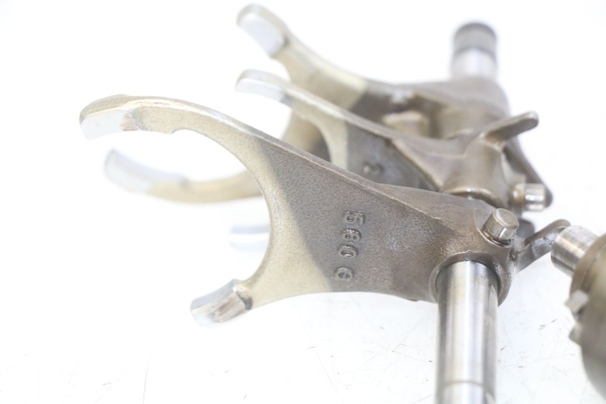 photo de CAJA DE CAMBIOS TRIUMPH SPRINT ST 955 (1999 - 2001) - Ángulo de visión alternativo