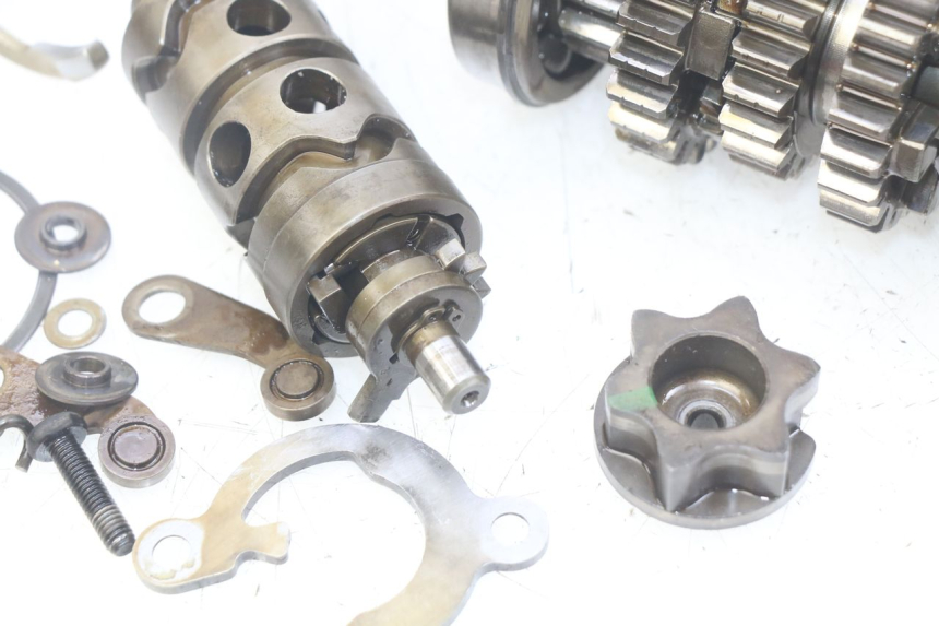 photo de CAJA DE CAMBIOS TRIUMPH SPRINT ST 955 (1999 - 2001) - Vista general del producto