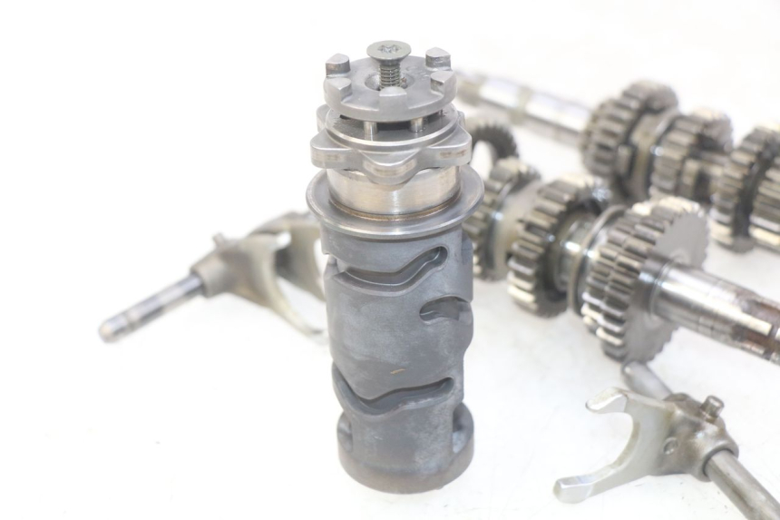 photo de CAJA DE CAMBIOS YAMAHA SR 125 (1982 - 2003) - Primer plano de alta resolución