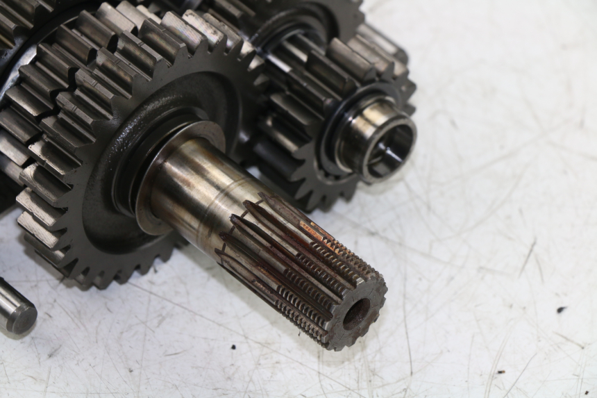 photo de CAJA CAMBIOS DUCATI ST3 992 (2006 - 2008) - Primer plano de alta resolución