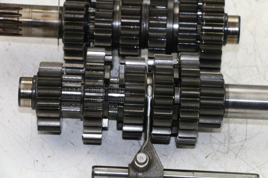 photo de CAJA CAMBIOS DUCATI ST3 992 (2006 - 2008) - Primer plano técnico