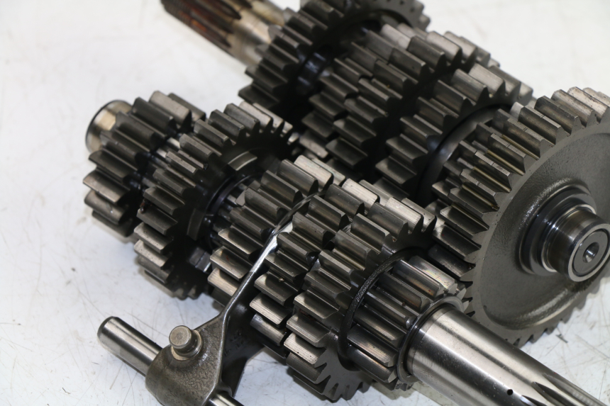 photo de CAJA CAMBIOS DUCATI ST3 992 (2006 - 2008) - Detalles de los puntos de fijación