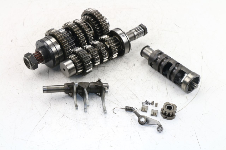 photo de CAJA CAMBIOS SUZUKI GSF N BANDIT 650 (2005 - 2006) - Vista principal