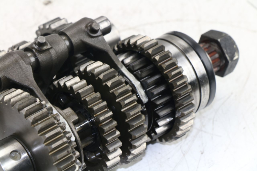 photo de CAJA CAMBIOS SUZUKI GSF N BANDIT 650 (2005 - 2006) - Detalle de la pieza