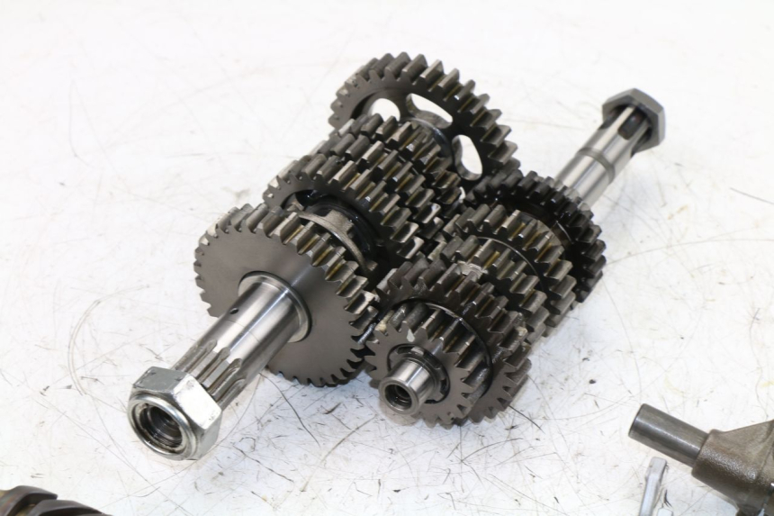 photo de CAJA CAMBIOS SUZUKI SFV GLADIUS 650 (2009 - 2015) - Detalle de la pieza