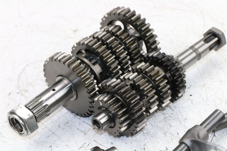 photo de CAJA CAMBIOS SUZUKI SFV GLADIUS 650 (2009 - 2015) - Marcados y referencias originales