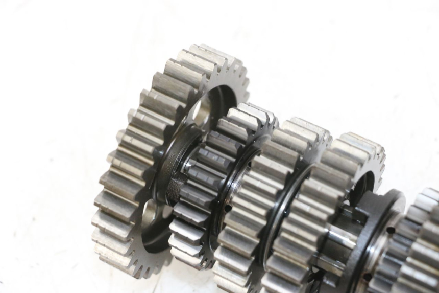 photo de CAJA CAMBIOS SUZUKI SV S 650 (1999 - 2002) - Estado de la superficie y material