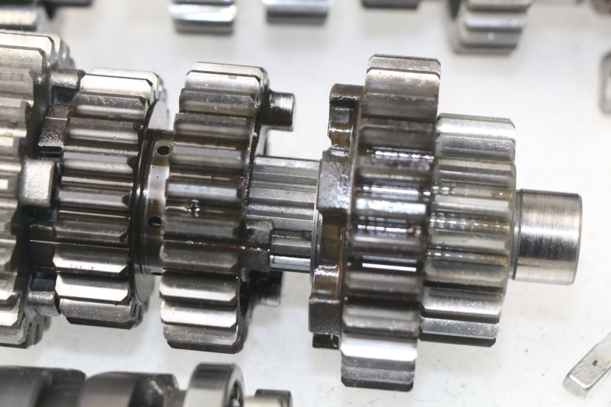 photo de CAJA CAMBIOS YAMAHA TDM ABS 900 (2002 - 2014) - Marcados y referencias originales