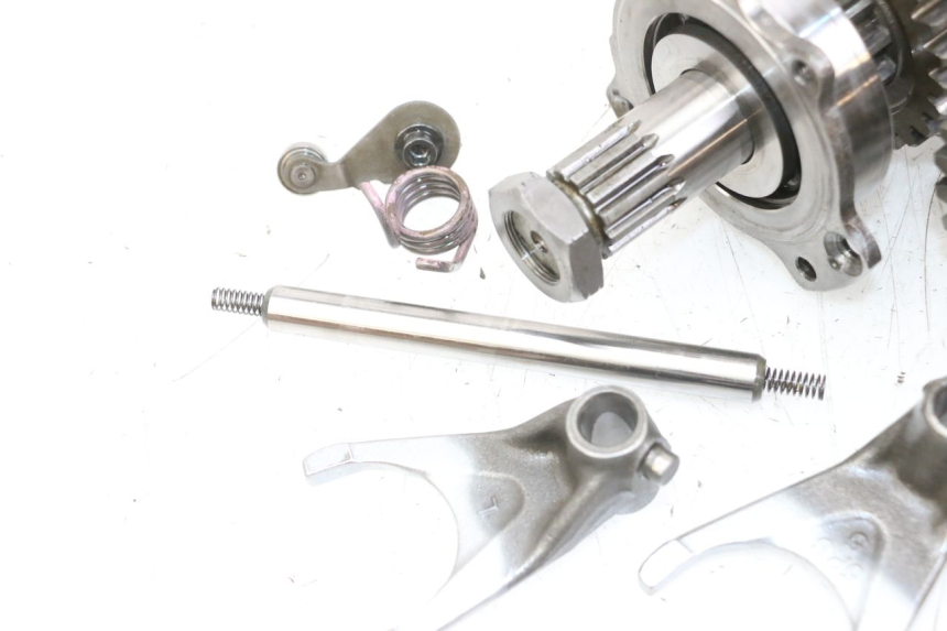 photo de CAJA CAMBIOS YAMAHA TDM ABS 900 (2002 - 2014) - Zoom estado de uso