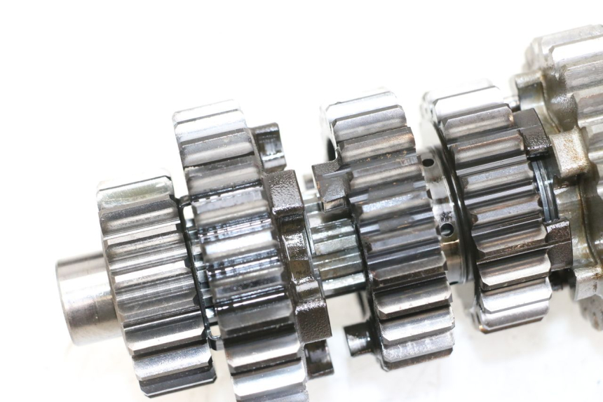 photo de CAJA CAMBIOS YAMAHA TDM ABS 900 (2002 - 2014) - Primer plano técnico