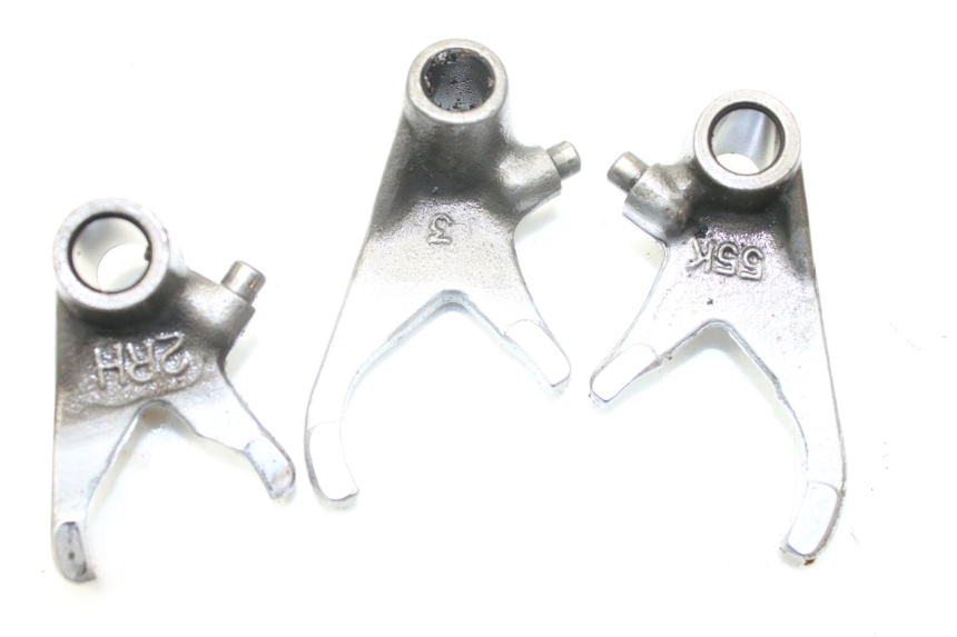 photo de CAJA DE CAMBIOS YAMAHA TDR DELTABOX 125 (1997 - 2003) - Estado de la superficie y material