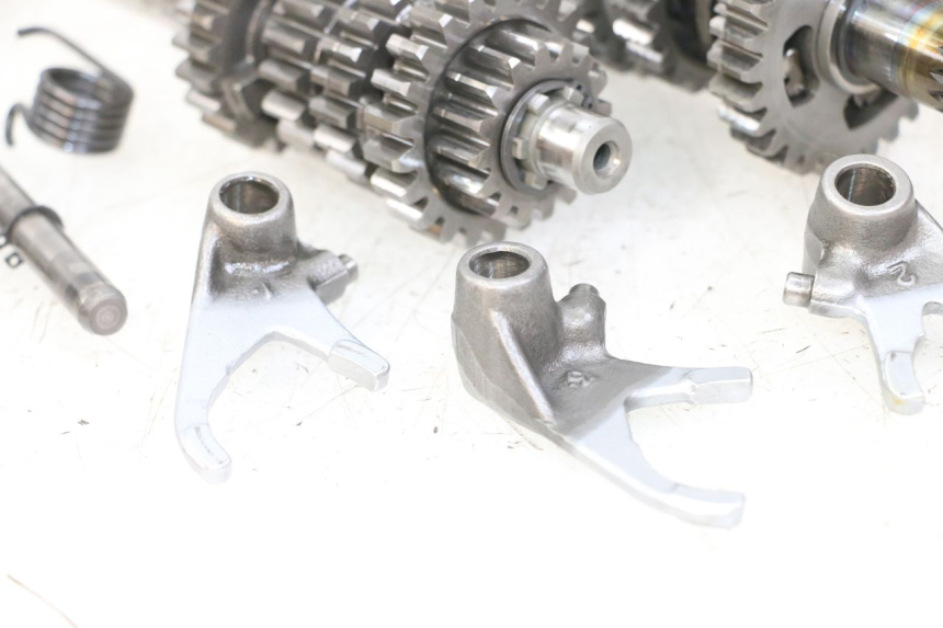 photo de CAJA DE CAMBIOS YAMAHA TDR DELTABOX 125 (1997 - 2003) - Primer plano de alta resolución