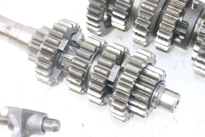 photo de CAJA DE CAMBIOS YAMAHA TDR DELTABOX 125 (1997 - 2003) - Primer plano técnico