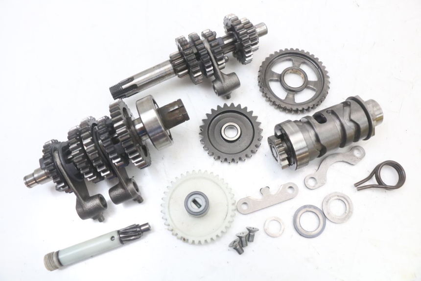 photo de CAJA CAMBIOS SUZUKI TS X 80 (1984 - 1988) - Detalle de la pieza