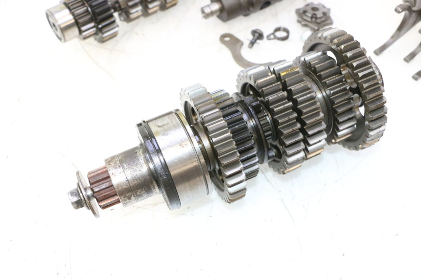 photo de CAJA CAMBIOS HONDA VFR FI RC46 800 (1998 - 2001) - Primer plano técnico