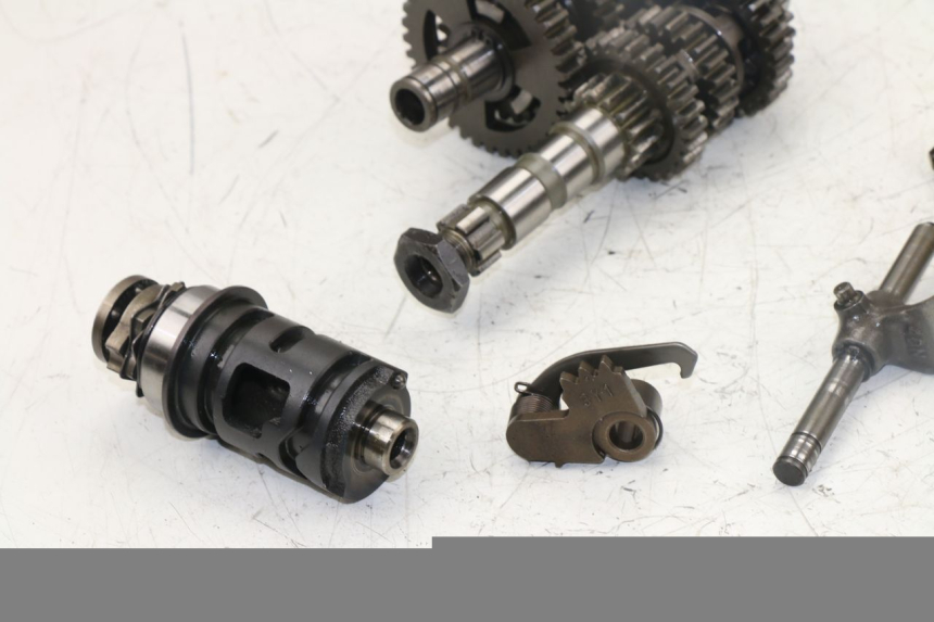 photo de CAJA CAMBIOS YAMAHA VIRAGO 125 (1996 - 2003) - Detalle de la pieza