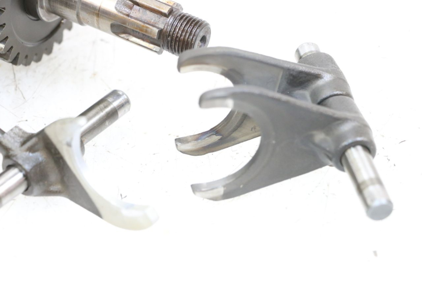 photo de CAJA CAMBIOS SUZUKI VL INTRUDER 125 (2004 - 2007) - Detalle de la pieza