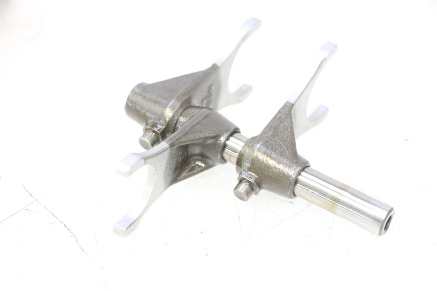 photo de CAJA CAMBIOS HONDA XLV VARADERO 125 (2007 - 2012) - Marcados y referencias originales