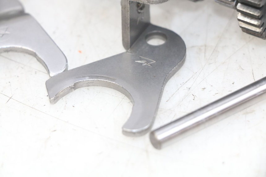 photo de CAJA DE CAMBIOS PEUGEOT XP6 50 (2006 - 2011) - Vista general del producto