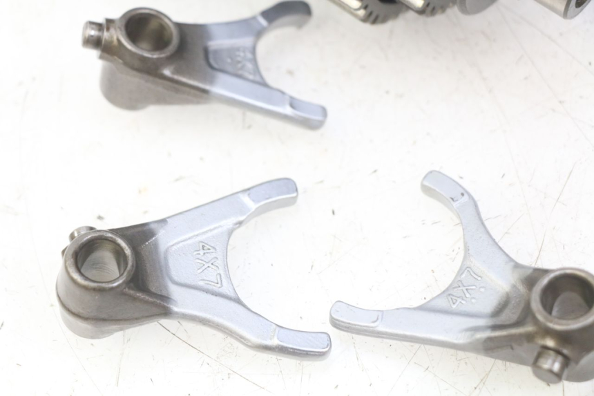 photo de CAJA DE CAMBIOS YAMAHA XV VIRAGO 750 (1984 - 1998) - Detalles de los puntos de fijación