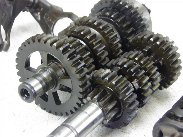 photo de CAJA CAMBIOS YAMAHA MT 125 (2015 - 2017) - Otra vista del artículo