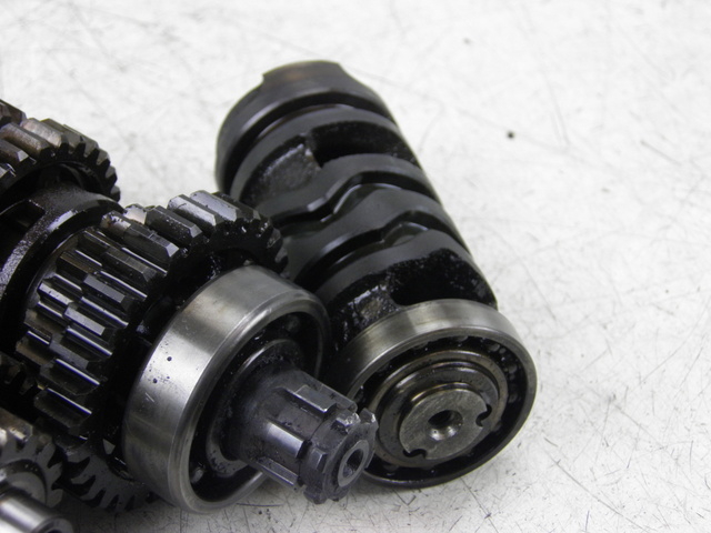 photo de CAJA CAMBIOS YAMAHA MT 125 (2015 - 2017) - Zoom estado de uso