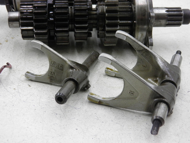 photo de CAJA CAMBIOS YAMAHA TDM 900 (2004 - 2006) - Inspección visual detallada