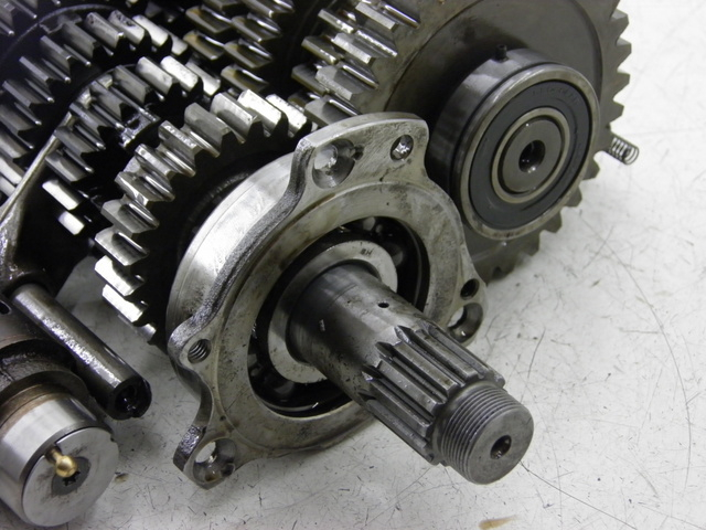 photo de CAJA CAMBIOS YAMAHA TDM 900 (2004 - 2006) - Marcados y referencias originales