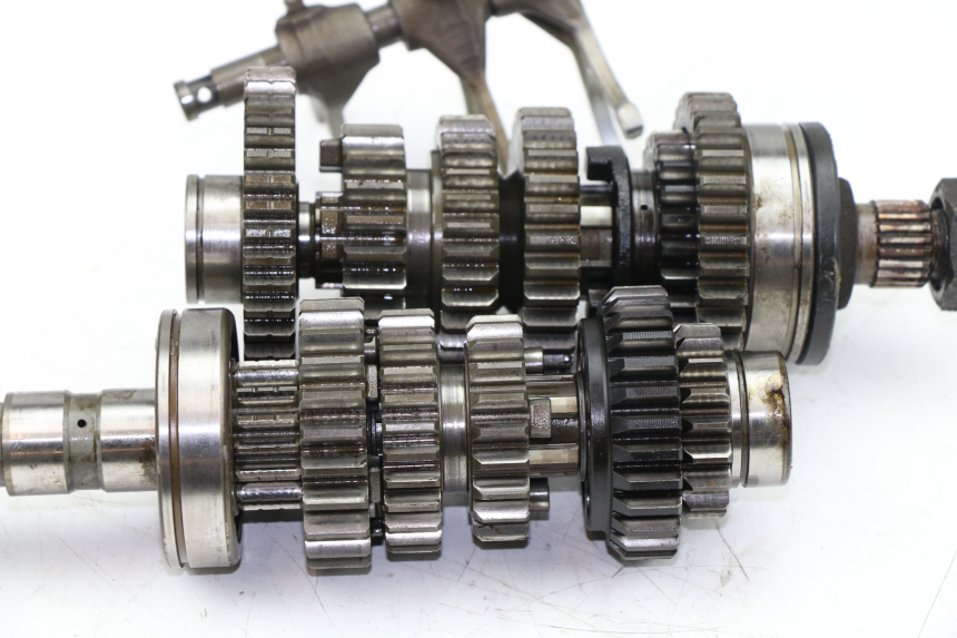 photo de CAJA CAMBIOS YAMAHA XJS DIVERSION 600 (2000 - 2003) - Detalles de los puntos de fijación