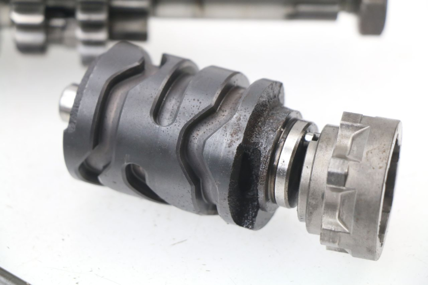 photo de CAJA CAMBIOS YAMAHA YZ 125 (1998 - 2005) - Zoom estado de uso