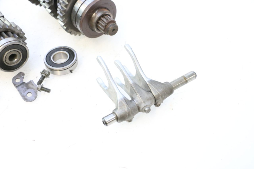 photo de CAJA CAMBIOS YAMAHA YZF R GENESIS 750 (1993 - 1998) - Marcados y referencias originales