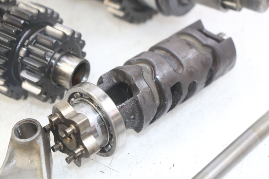 photo de CAJA DE CAMBIOS YAMAHA YZF R1 1000 (2007 - 2008) - Ángulo de visión alternativo