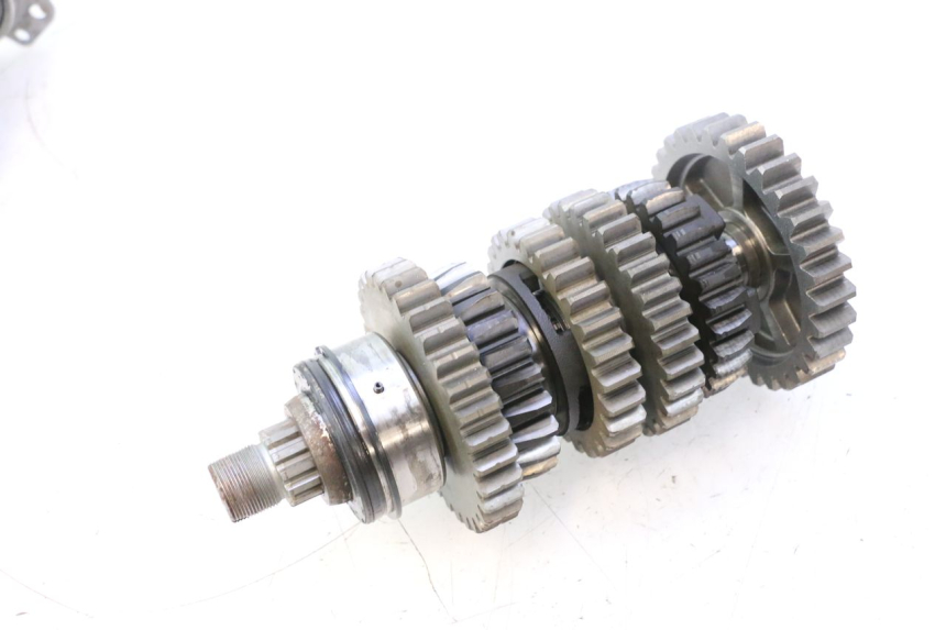 photo de CAJA CAMBIOS YAMAHA YZF R6 600 (2008 - 2009) - Primer plano técnico