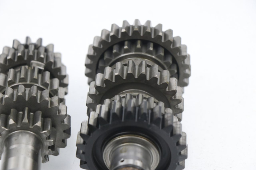 photo de CAJA CAMBIOS YAMAHA YZF YZ-F 450 (2006 - 2009) - Primer plano técnico